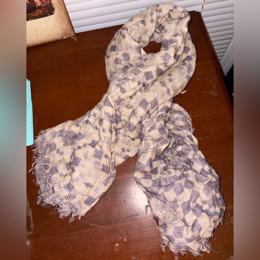 LV Scarf + NWT bag Lavender Checkered Blossom London UK